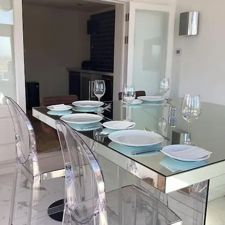 Harcombe Barn Near *