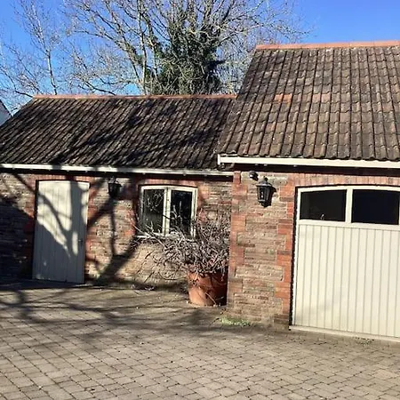 Harcombe Barn Near