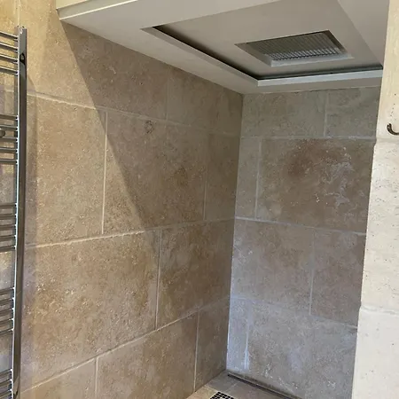 Harcombe Barn Near Hébergement de vacances *