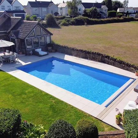 Будинок відпочинку Harcombe Barn Near