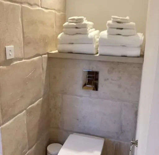 בית נופש Harcombe Barn Near *