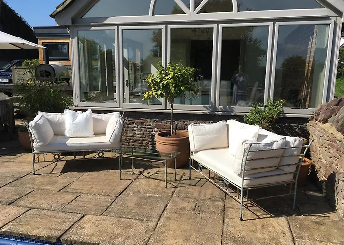 Harcombe Barn Near * 布里斯托