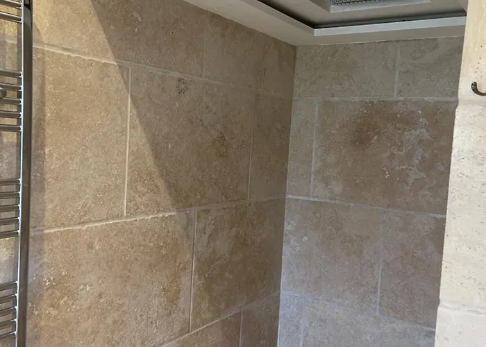 Harcombe Barn Near Semesterbostad *