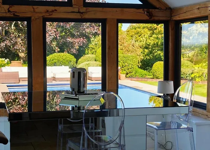 Harcombe Barn Near * 布里斯托