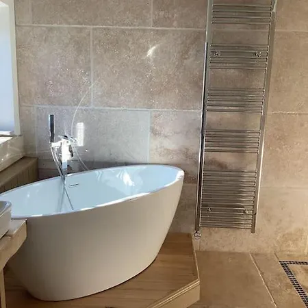 Harcombe Barn Near *