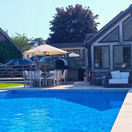 Harcombe Barn Near Tatil Evi *