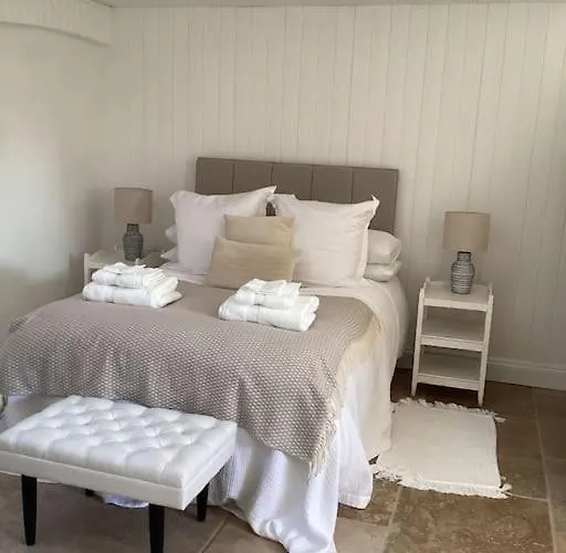 Harcombe Barn Near Tatil Evi