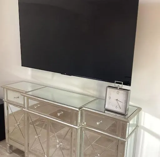 Harcombe Barn Near Bristol